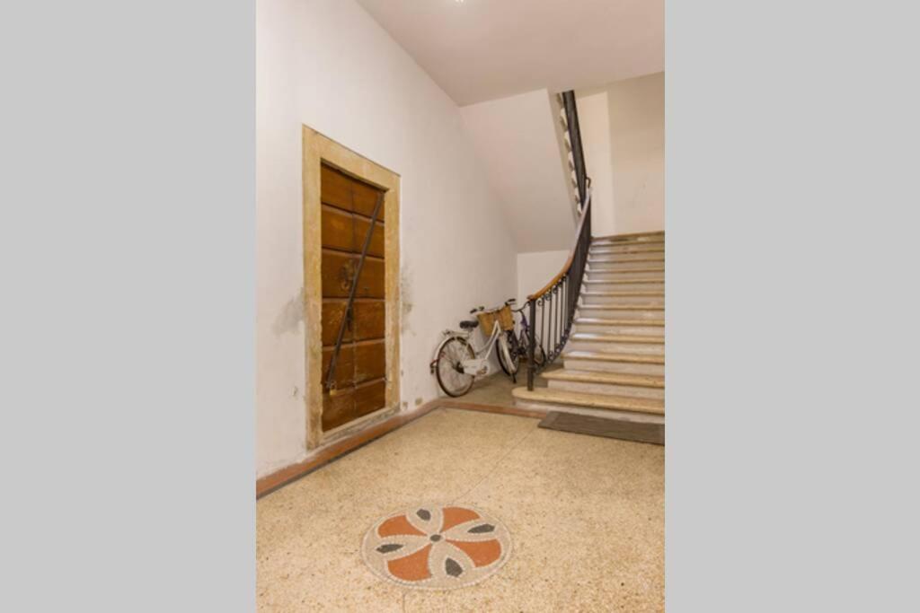 شقة فيرونا  في Luxury Design Apt With Amazing View المظهر الخارجي الصورة